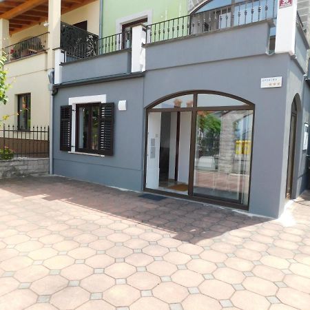 Apartment Stella โคเปร์ ภายนอก รูปภาพ